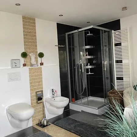 דירה 3 In Frankfurt *